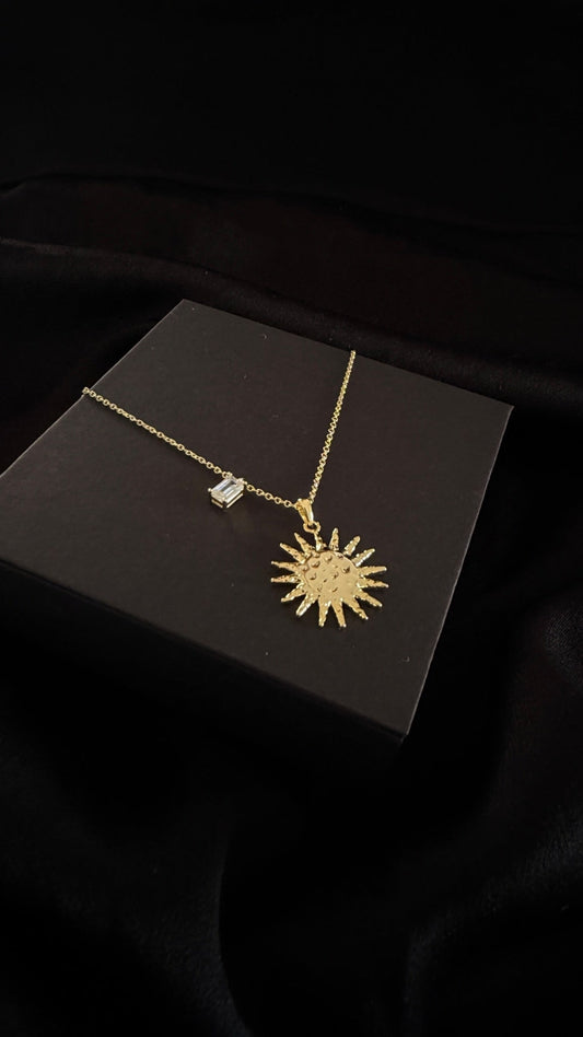 Sol Necklace